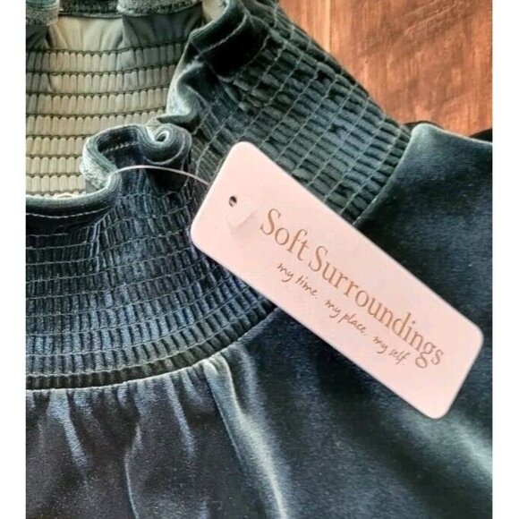 New Soft Surroundings Floriana Green Velvet Long Sleeve Ruffle Trim High Neck M - Picture 5 of 8